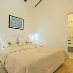 Villa Vespera *